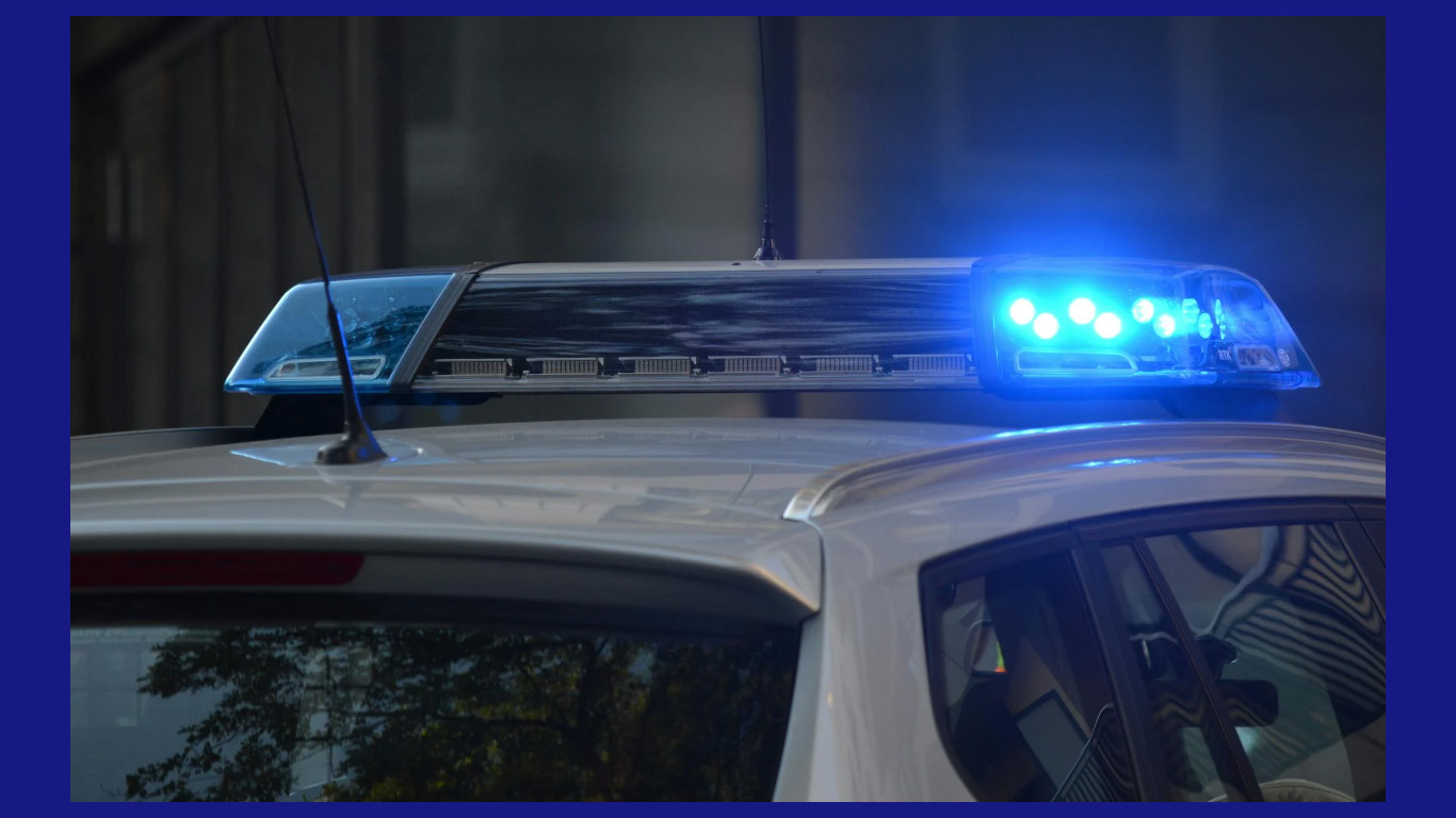 The current image has no alternative text. The file name is: GENERIC-POLICE.jpg