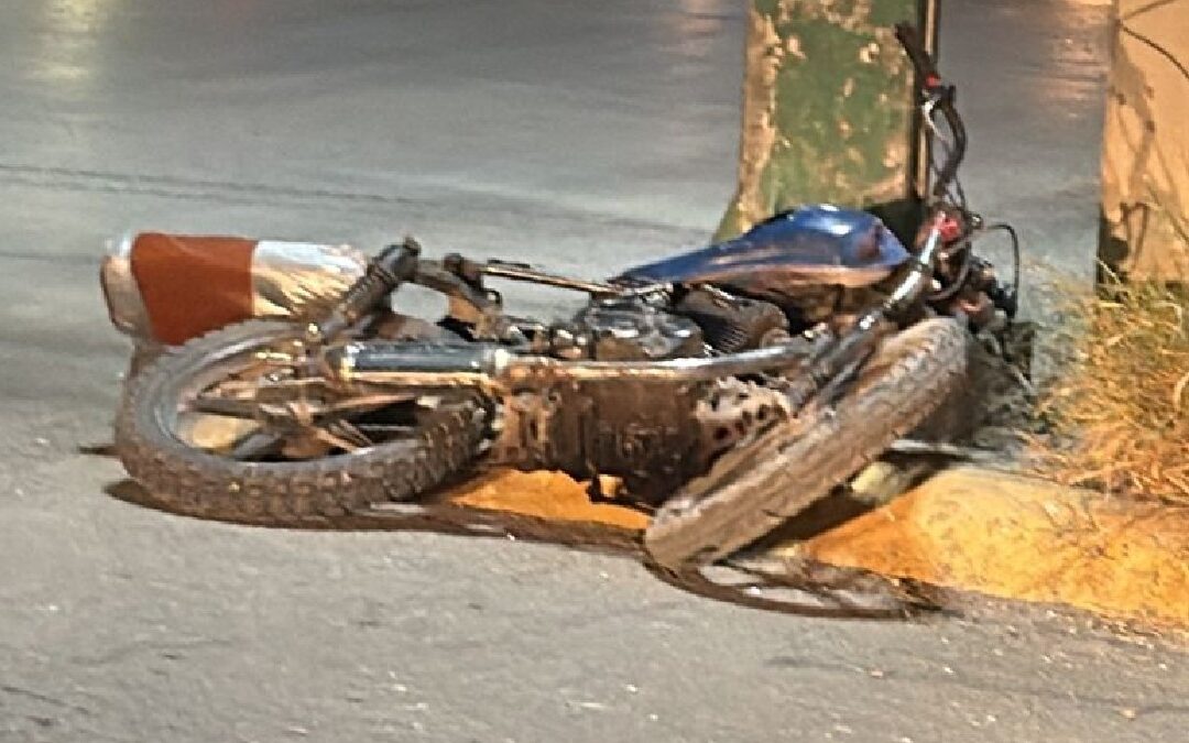 Taxi Arrolla a Menor Ciclista en Gómez Palacio y Escapa de la Escena