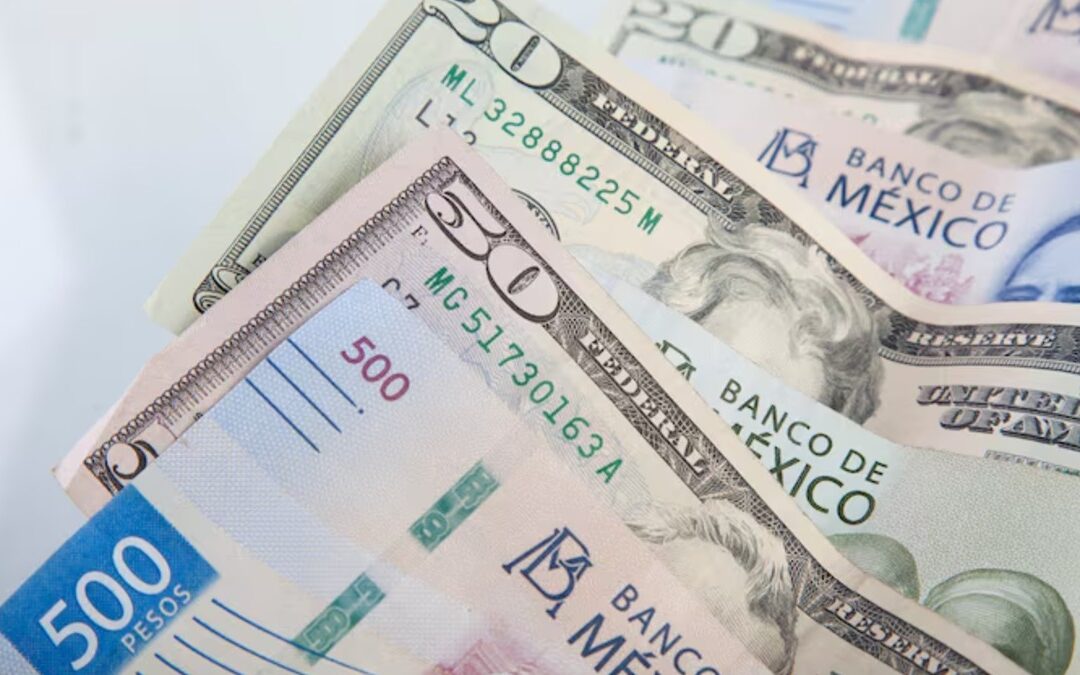 Dólar Hoy: Tipo de Cambio y la Ligerísima Depreciación del Peso Mexicano el 8 de Diciembre