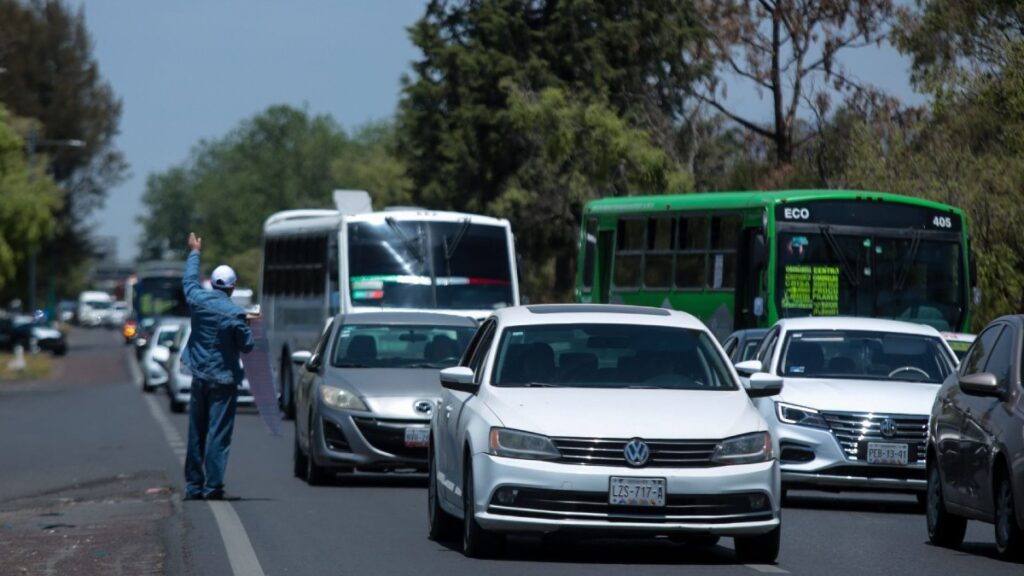 Hoy No Circula en CdMx y Edomex: Descubre qué Autos Descansan este Jueves