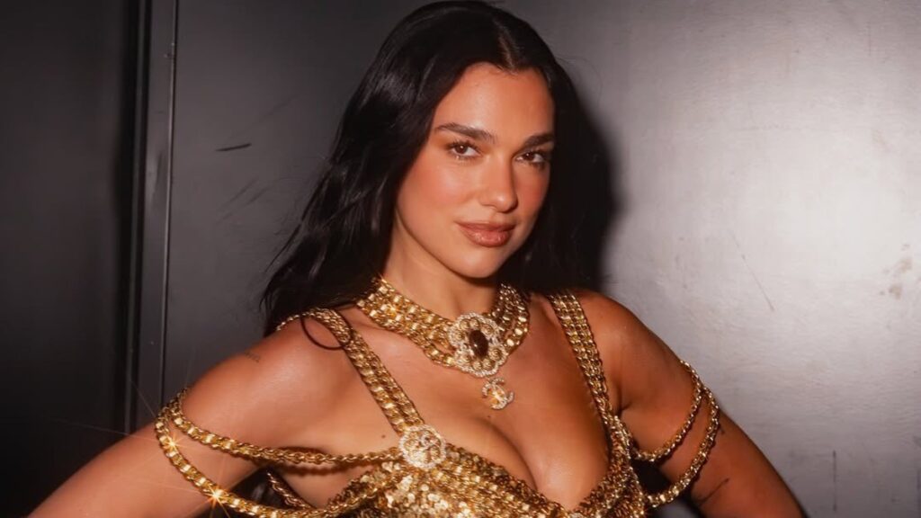 Dua Lipa Cautiva a Sus Fans en CdMx con ‘Amor Prohibido’ de Selena