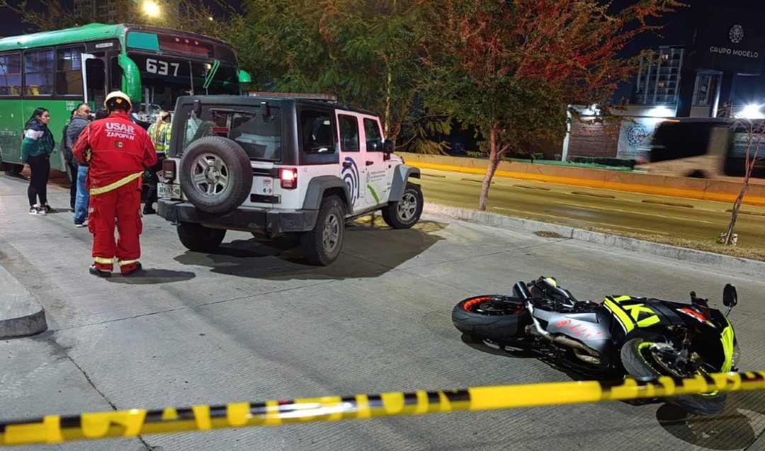 Trágico accidente de motociclista en Zapopan: Capturan el momento del impacto con un camión 637