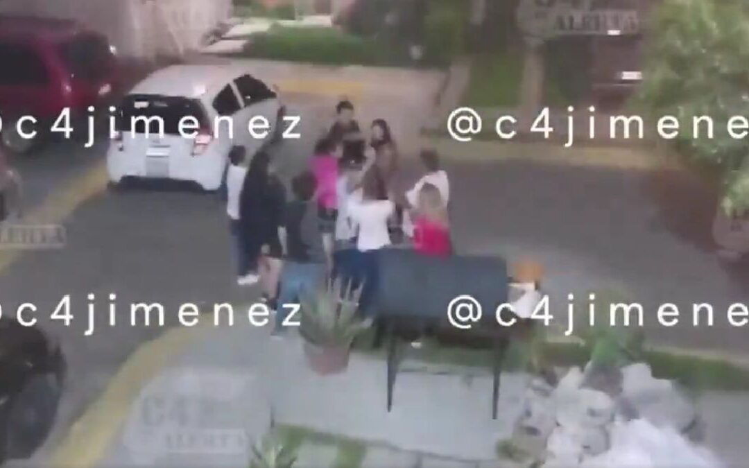 ¡A golpes y mordidas! Itzel agredida por familia de invasores en Ixtapaluca