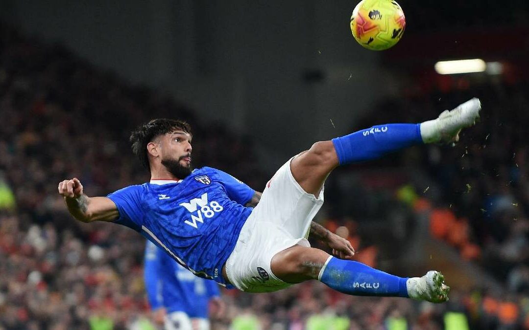 Liverpool y Sunderland: Un Empate que Profundiza la Crisis en Anfield