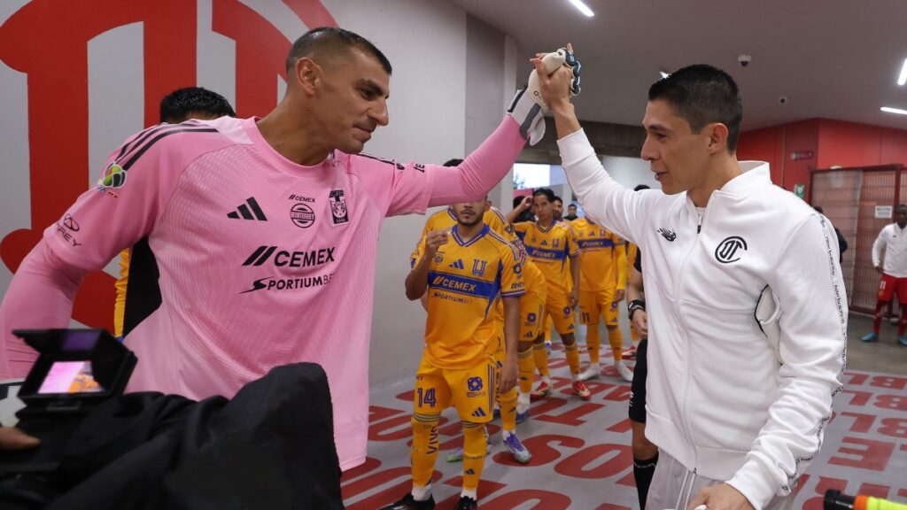Final de Fútbol: Nahuel Guzmán y Hugo González Se Enfrentan en el Clásico Tigres vs Toluca