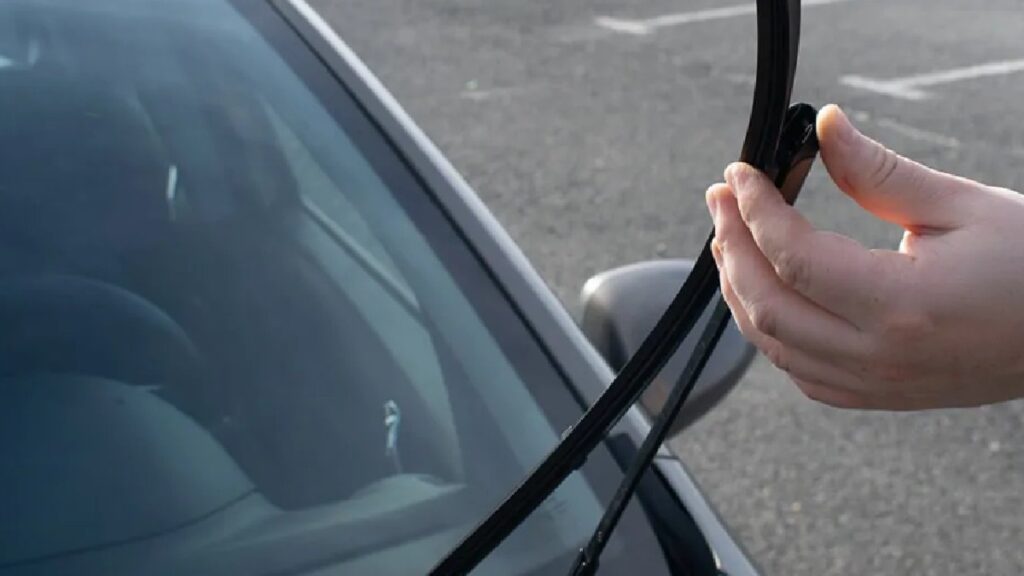 Limpiaparabrisas Agresivo Ataca a Hombre en Tampa Bay por Negarse a Darle Dinero