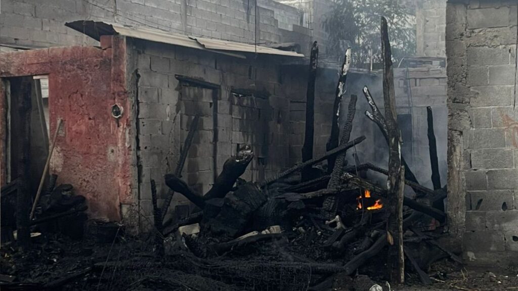 Incendio en Apodaca: Vecinos Alertan sobre Reiterados Incidentes en Mismas Viviendas