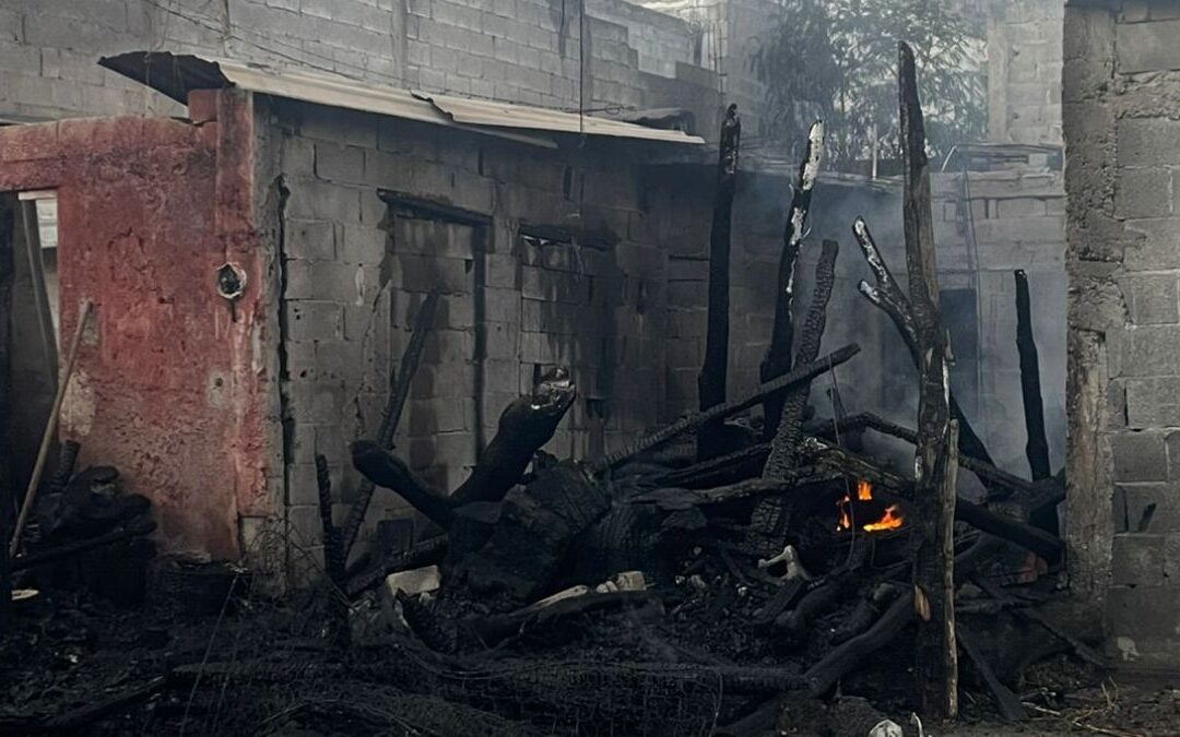 Incendio en Apodaca: Vecinos Alertan sobre Reiterados Incidentes en Mismas Viviendas