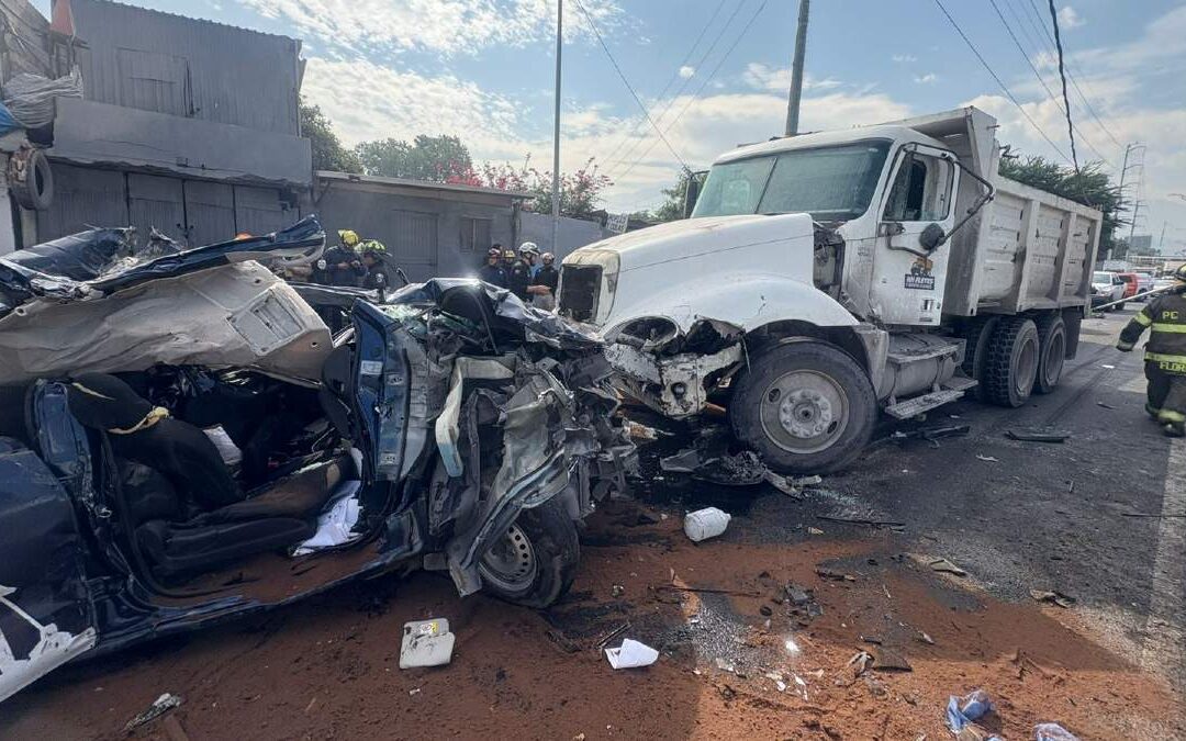 Choque Múltiple en Avenida Morones Prieto: Un Lesionado y Serio Caos Vial en Monterrey
