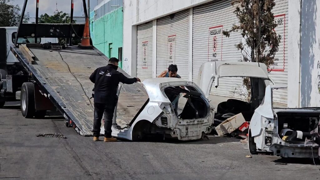 La Fiscalía de Jalisco Actúa: Comercios Cerrados en la 5 de Febrero por Robo de Autopartes