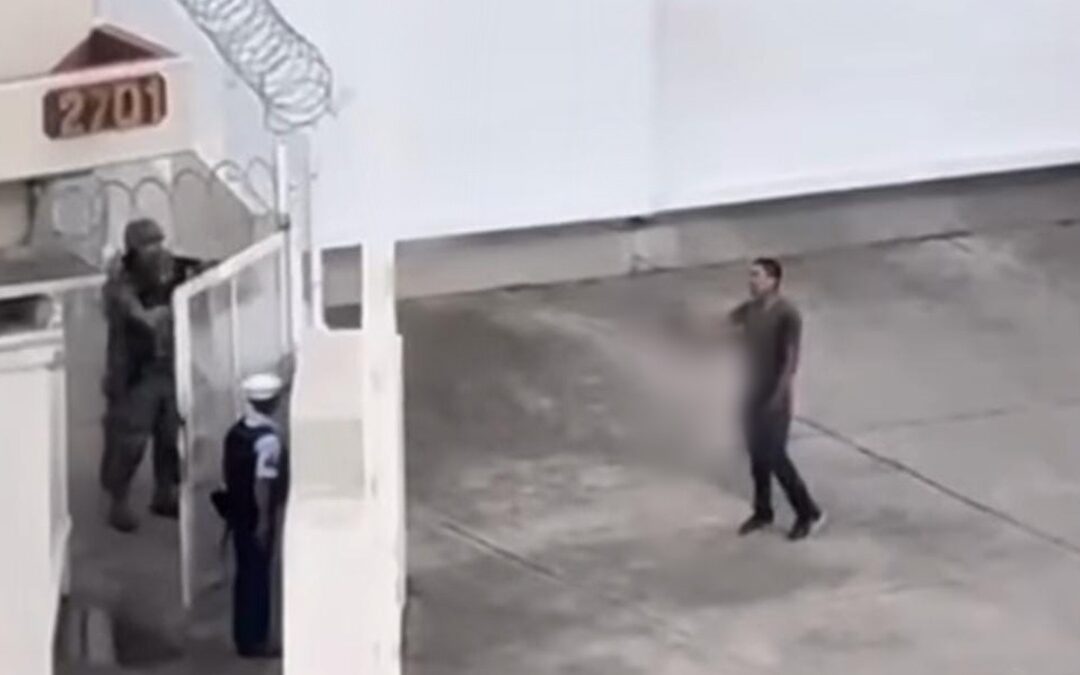 Confrontación armada en Puerto Vallarta: Militar neutraliza a sospechoso dentro de la 12.ª Zona Naval